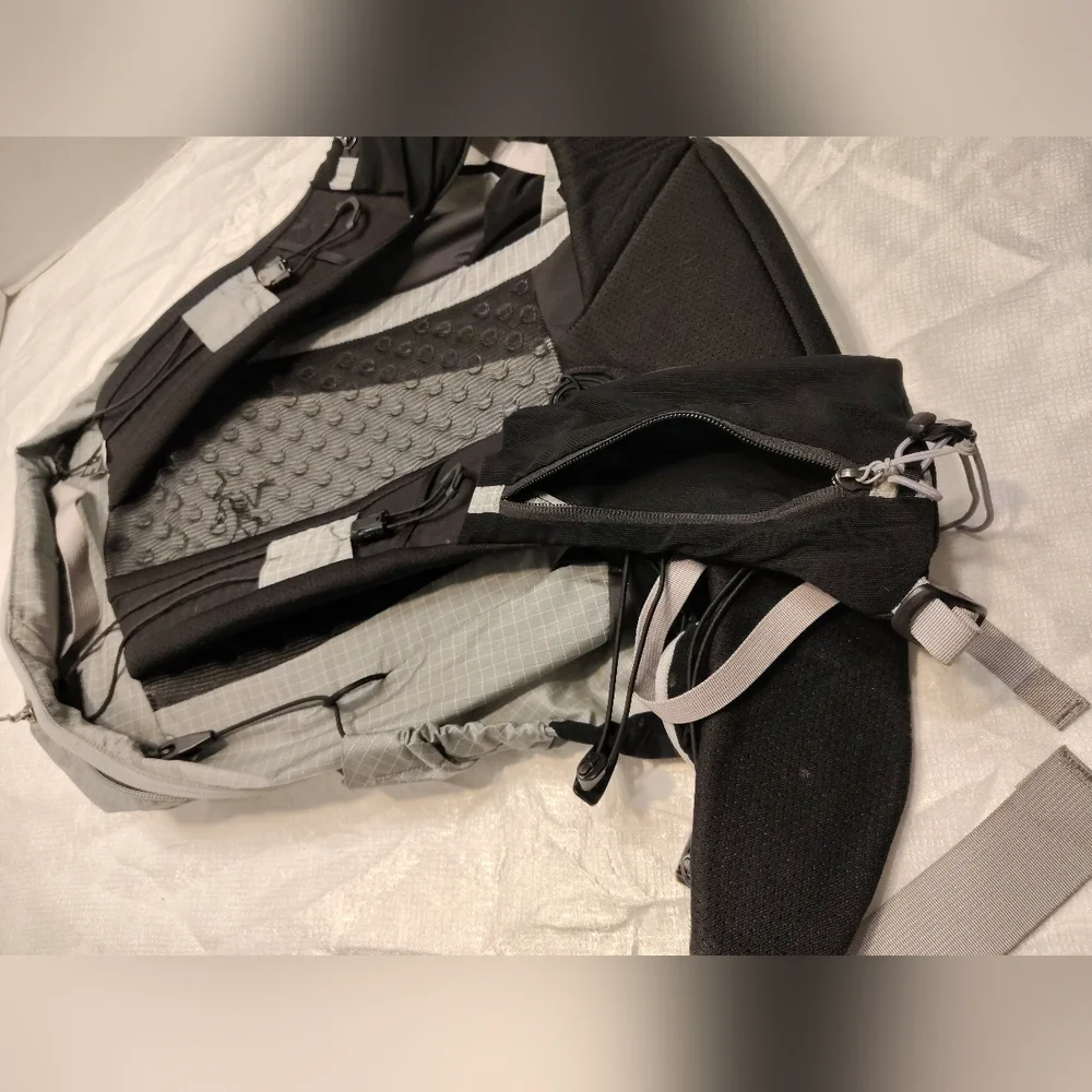 Arc'teryx Light Gray Backpack